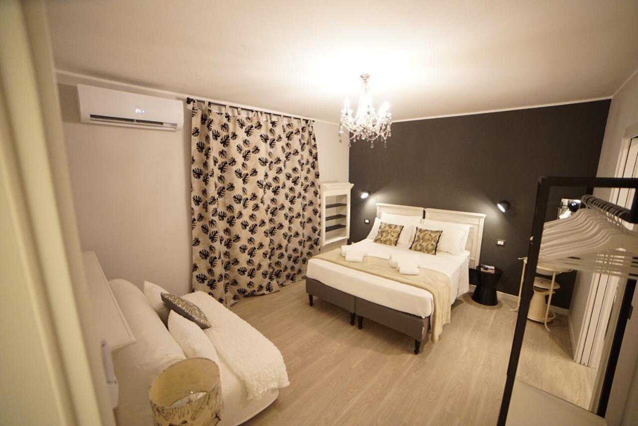 Fermatiqui Bed and Breakfast Ravenna Exteriör bild
