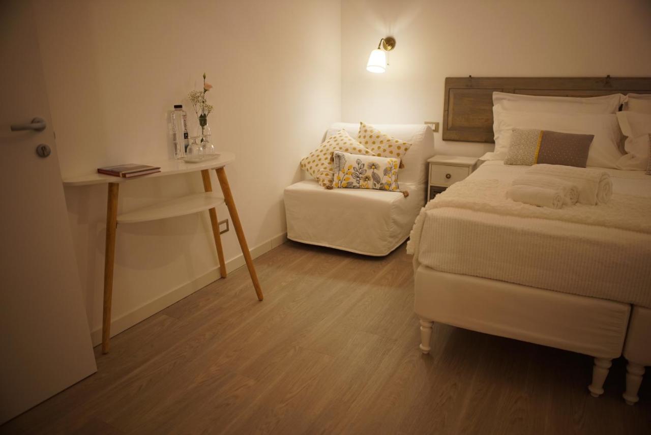 Fermatiqui Bed and Breakfast Ravenna Exteriör bild